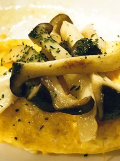 エリンギのバターソテー☆プレーンオムレツ-レシピのメイン写真