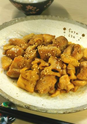 ご飯が美味しい♪鶏肉と蓮根の甘辛照り焼き-レシピのメイン写真