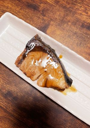 簡単黄金比！我が家のブリの照り焼き！-レシピのメイン写真