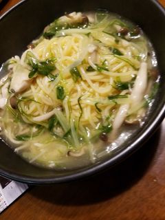 鶏ささみと水菜としめじのゆず胡椒パスタ-レシピのメイン写真