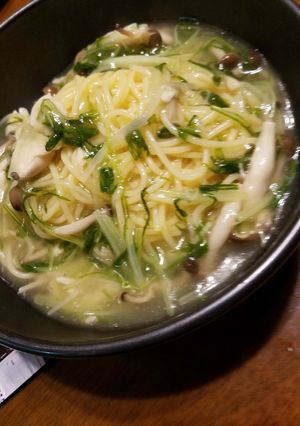 鶏ささみと水菜としめじのゆず胡椒パスタ-レシピのメイン写真