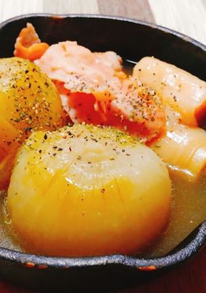 簡単！炊飯器で丸ごと玉ねぎスープ♪-レシピのメイン写真