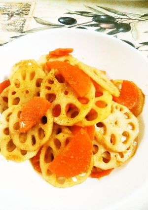 簡単⭐れんこんとニンジンのキンピラ-レシピのメイン写真