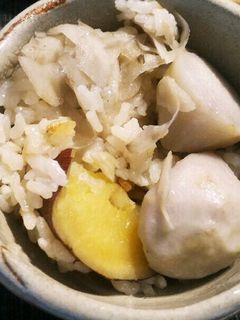 ホクホク☆里芋とさつま芋の炊き込みご飯-レシピのメイン写真