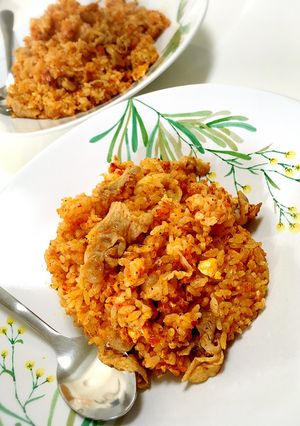 リピ確定✼食べるラー油でピリ辛炒飯-レシピのメイン写真
