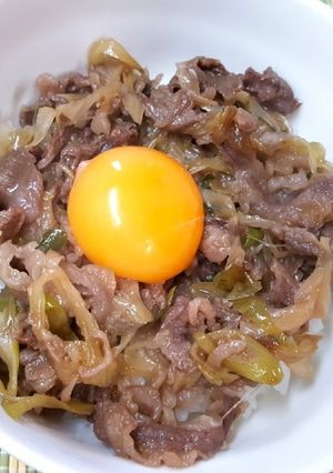 ５分で完成！すき焼き風牛丼-レシピのメイン写真