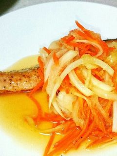 鮭のソテー♥野菜たっぷり南蛮ソース☆簡単-レシピのメイン写真