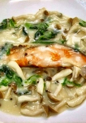 鮭のきのこほうれん草クリーム煮-レシピのメイン写真