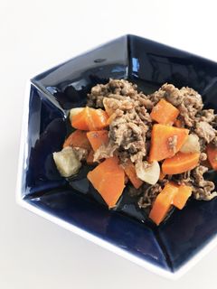 牛肉と大根人参の煮物-レシピのメイン写真