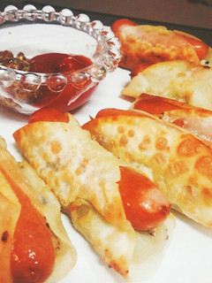 これ何!?餃子の皮でウインナードッグ☆-レシピのメイン写真