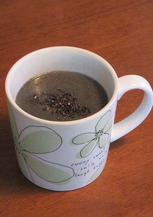 美肌にも！黒ごま＋豆乳＋甘酒ドリンク-レシピのメイン写真