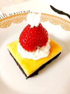 クリスマス♡苺サンタのオレオチーズケーキ-レシピのメイン写真