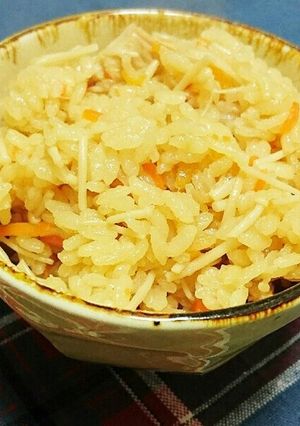 鶏肉とえのきの炊き込みご飯-レシピのメイン写真