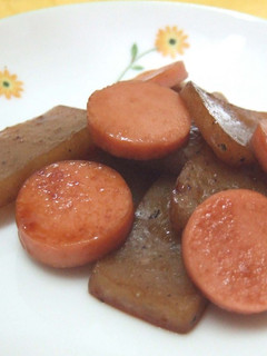 おさかなソーセージと蒟蒻の甘煮♪-レシピのメイン写真