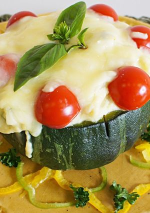 自家製野菜の南瓜丸ごと！グラタン-レシピのメイン写真