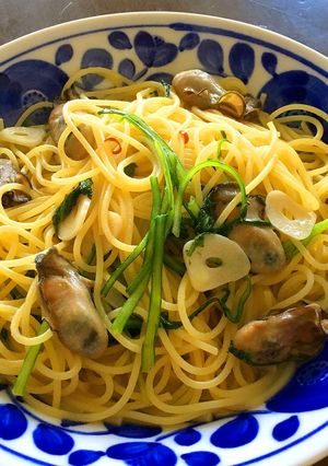 牡蠣のオイル漬けと春菊の塩パスタ-レシピのメイン写真
