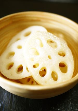 レンジ１分酢蓮根。おせち雛祭りちらし寿司-レシピのメイン写真