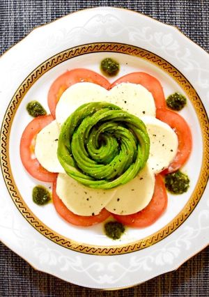 ケーキみたい！おしゃれカプレーゼ-レシピのメイン写真
