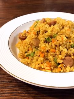 良い香り〜♡炊飯器で簡単カレーピラフ-レシピのメイン写真