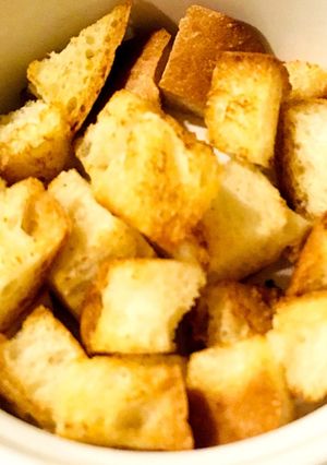 簡単フライパンで作るクルトン-レシピのメイン写真
