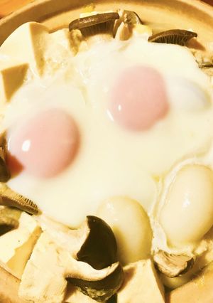 おとし卵の目玉焼き風☆サプライズ鍋五層式-レシピのメイン写真