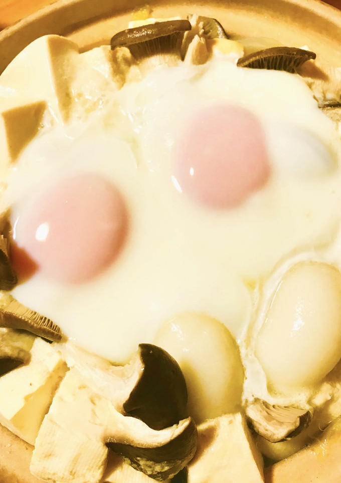 おとし卵の目玉焼き風☆サプライズ鍋五層式-レシピのメイン写真