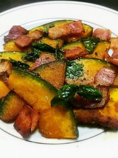 カボチャとベーコンのソテーバジル風味-レシピのメイン写真
