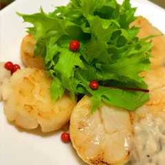 รูปของ 帆立バター焼き アンチョビマヨソース