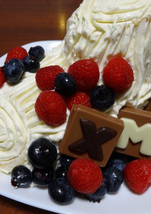 クリームチーズのブッシュドノエル-レシピのメイン写真