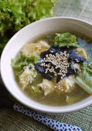 簡単過ぎる♪レタスと玉子の中華スープ-レシピのメイン写真