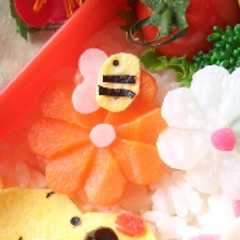 รูปของ ＊＊お花の飾り切り＊＊