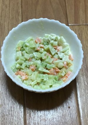 ブロッコリーの茎と人参のサラダ-レシピのメイン写真