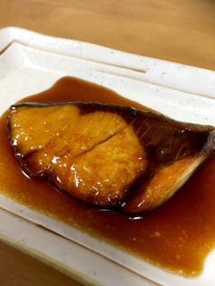 簡単♡タレが絡んで美味♡ブリの照り焼き♡-レシピのメイン写真