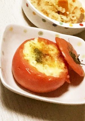 トマト丸ごとグラタン^_^-レシピのメイン写真