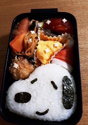 キャラ弁～サンタスヌーピー-レシピのメイン写真