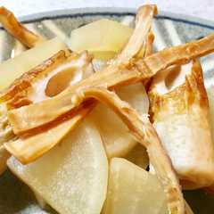 รูปของ ✿大根とあたりめの煮物✿