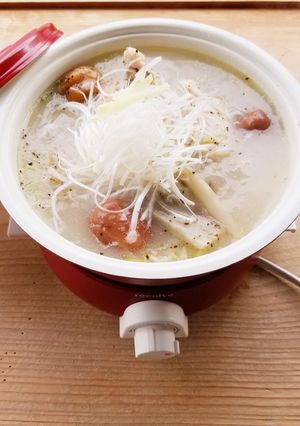 お肌ぷるぷる　梅干し入りの参鶏湯風スープ-レシピのメイン写真