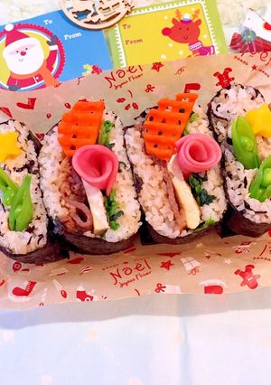 キンパ風おにぎらず★クリスマスラッピング-レシピのメイン写真