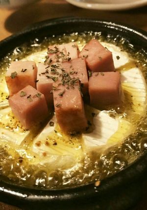 カマンベールチーズとベーコンのアヒージョ-レシピのメイン写真