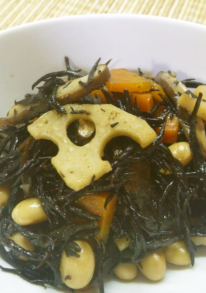 ひじきとれんこんの煮物-レシピのメイン写真