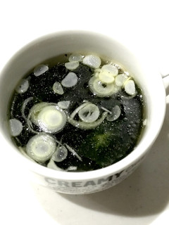 簡単過ぎるワカメスープ-レシピのメイン写真