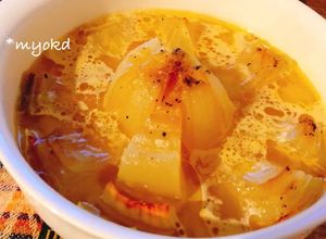 簡単 レンジで まるごと 玉ねぎスープ-レシピのメイン写真