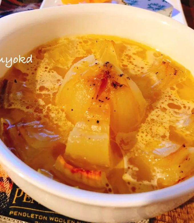 簡単 レンジで まるごと 玉ねぎスープ-レシピのメイン写真