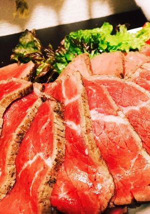 炊飯器でローストビーフ&赤ワインソース-レシピのメイン写真