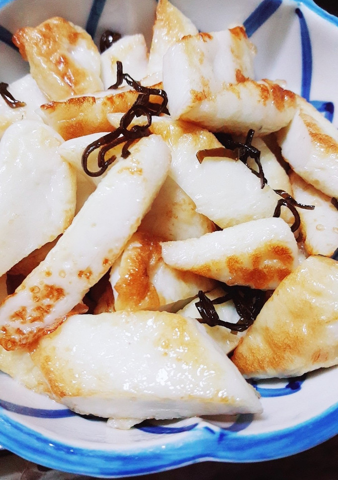 かまぼこと塩昆布炒め-レシピのメイン写真