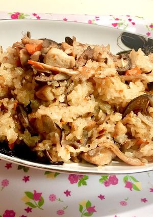 炊飯器で具だくさん炊き込みご飯^^-レシピのメイン写真