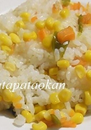 炊飯器で簡単♪コーンと人参ピラフ-レシピのメイン写真