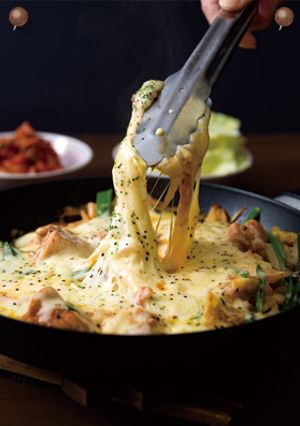 トロリ甘辛 チーズタッカルビうどん-レシピのメイン写真