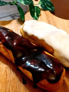 HMで簡単チョコ&ホワイトエクレア-レシピのメイン写真
