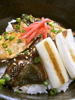 美人レシピ・ブリの照り焼き丼-レシピのメイン写真